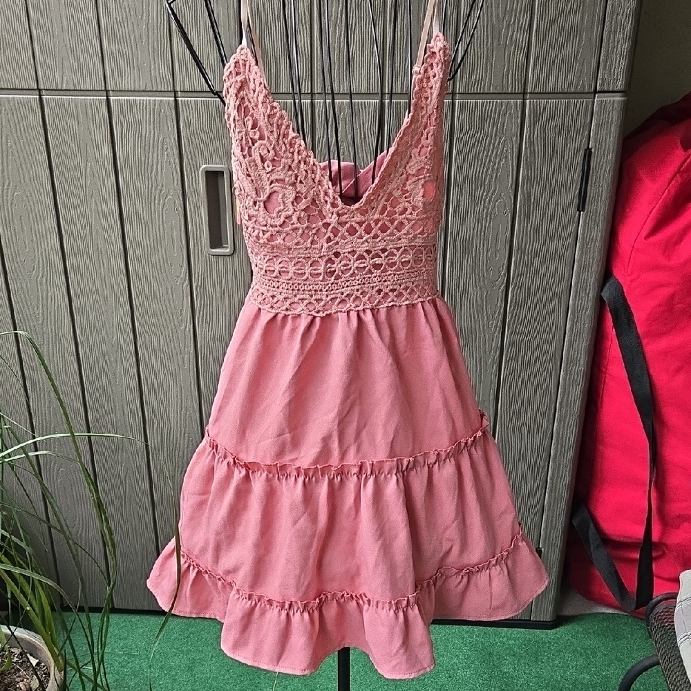 Elegant Pink Backless Dress